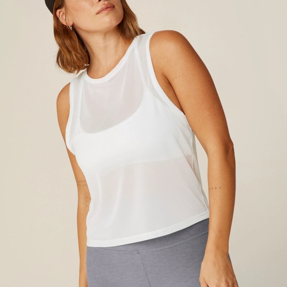 Beyond Yoga Show Off Mesh White Tank Large